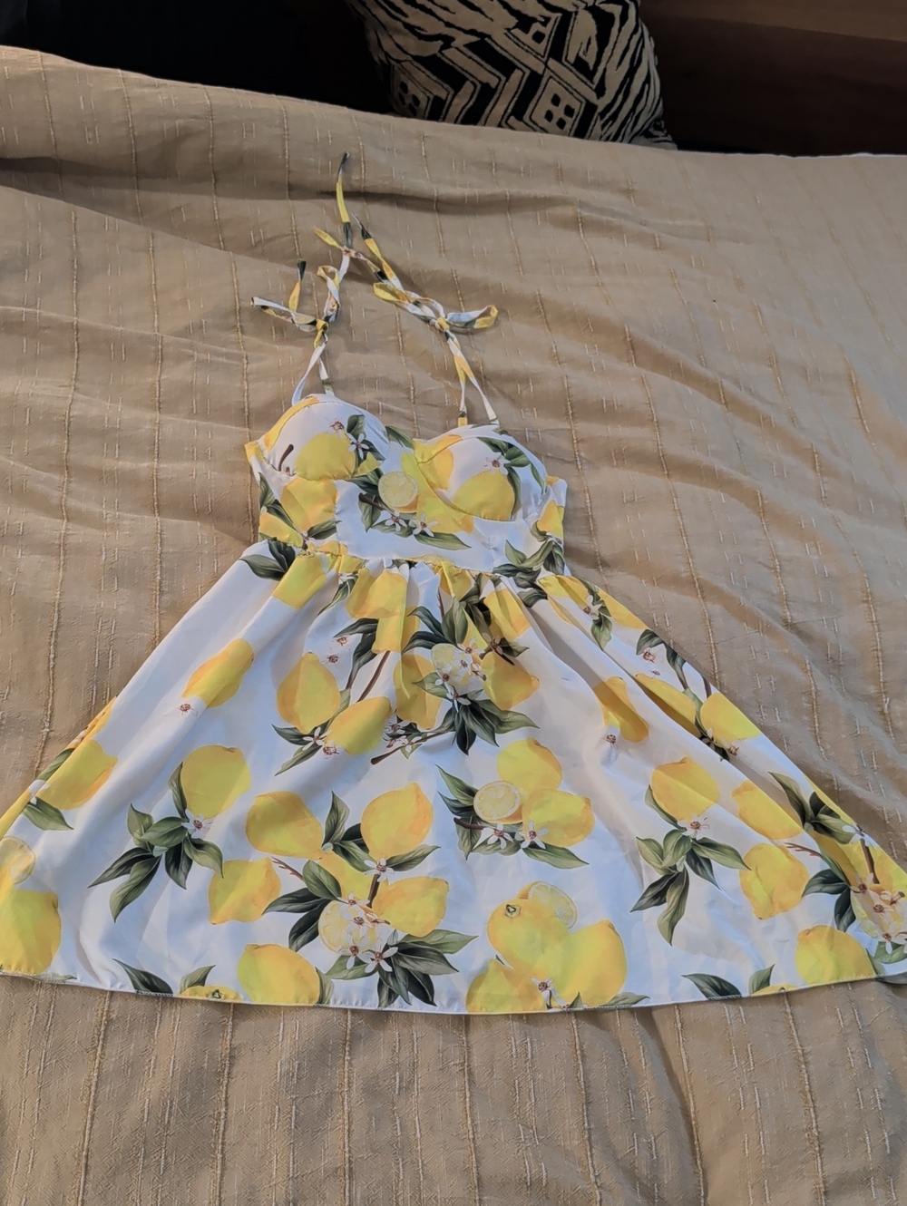 Yellow Lemon-Print Halter Casual Dress